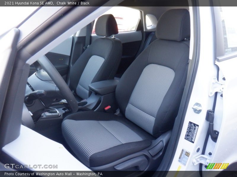Chalk White / Black 2021 Hyundai Kona SE AWD