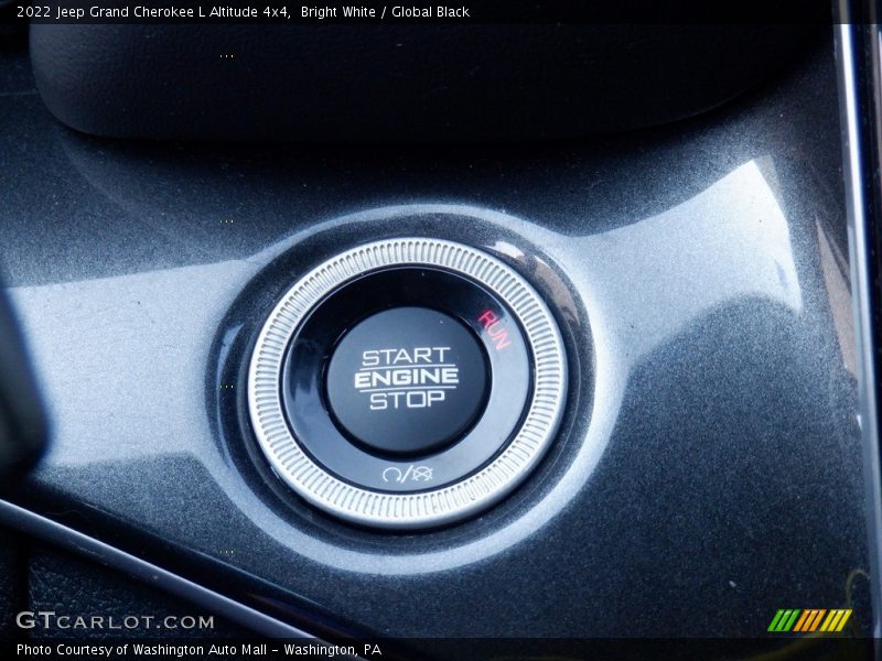 Bright White / Global Black 2022 Jeep Grand Cherokee L Altitude 4x4