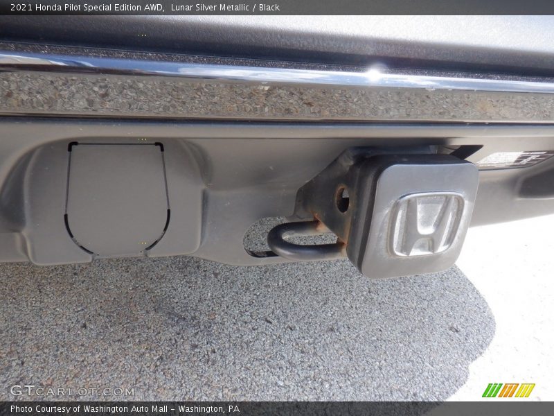 Lunar Silver Metallic / Black 2021 Honda Pilot Special Edition AWD