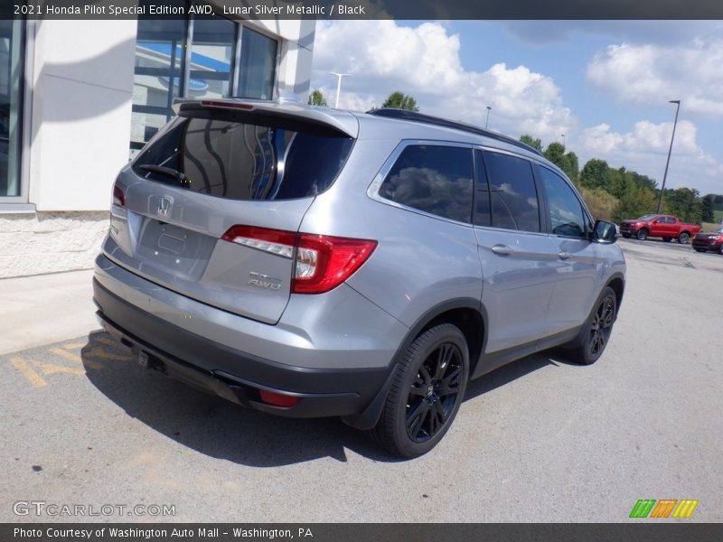 Lunar Silver Metallic / Black 2021 Honda Pilot Special Edition AWD