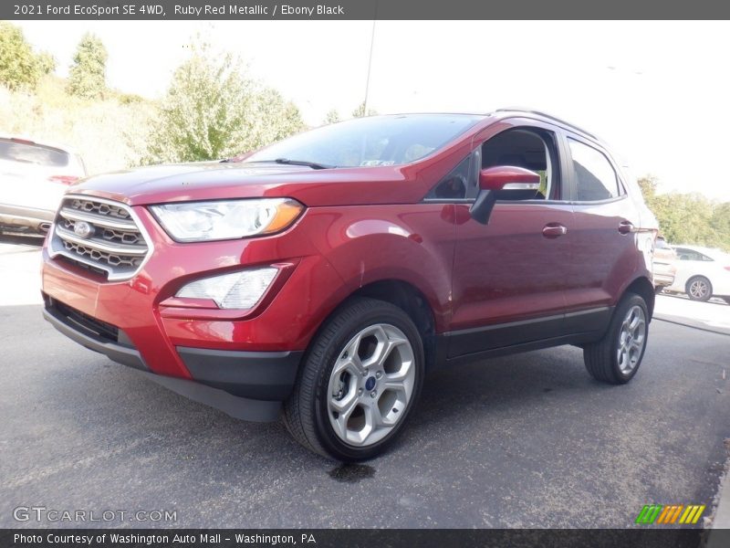 Ruby Red Metallic / Ebony Black 2021 Ford EcoSport SE 4WD