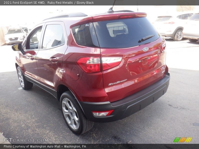 Ruby Red Metallic / Ebony Black 2021 Ford EcoSport SE 4WD