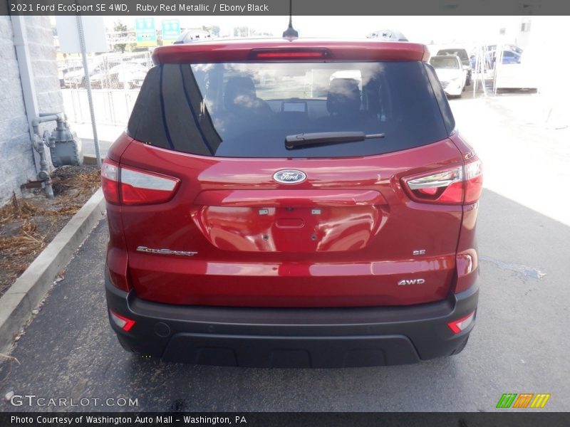 Ruby Red Metallic / Ebony Black 2021 Ford EcoSport SE 4WD