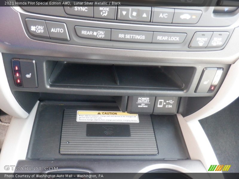 Controls of 2021 Pilot Special Edition AWD