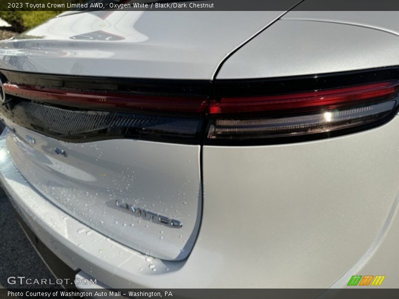 Oxygen White / Black/Dark Chestnut 2023 Toyota Crown Limited AWD