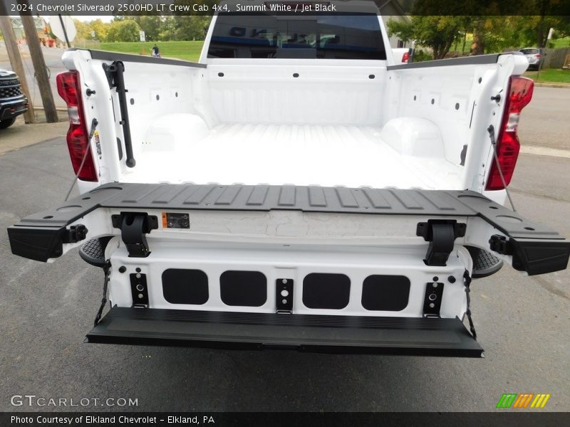 Summit White / Jet Black 2024 Chevrolet Silverado 2500HD LT Crew Cab 4x4