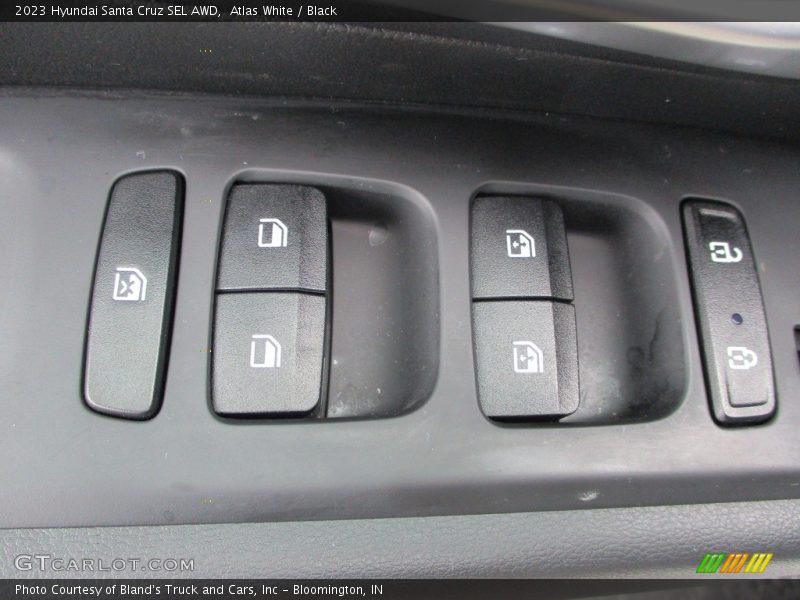 Atlas White / Black 2023 Hyundai Santa Cruz SEL AWD