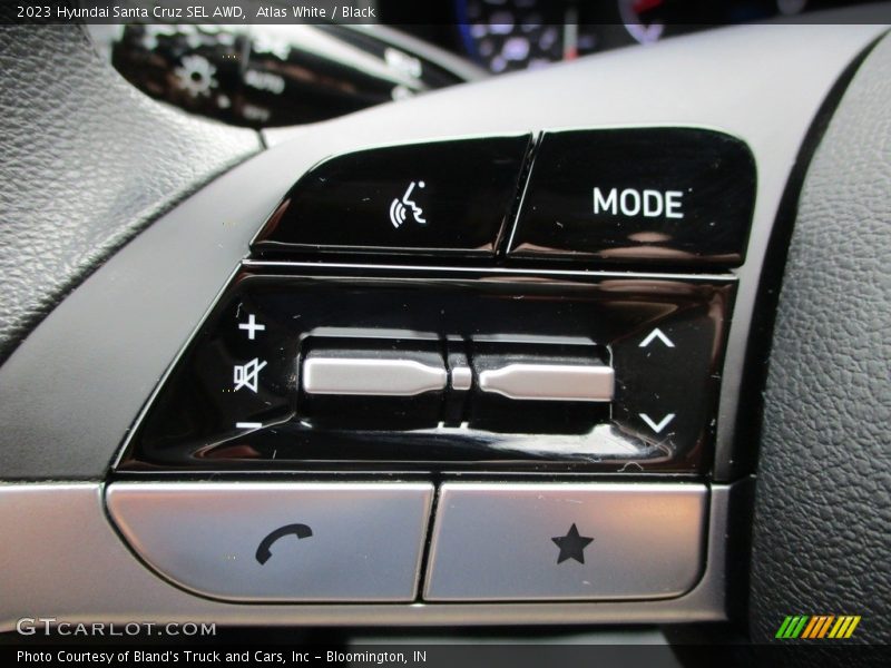 2023 Santa Cruz SEL AWD Steering Wheel