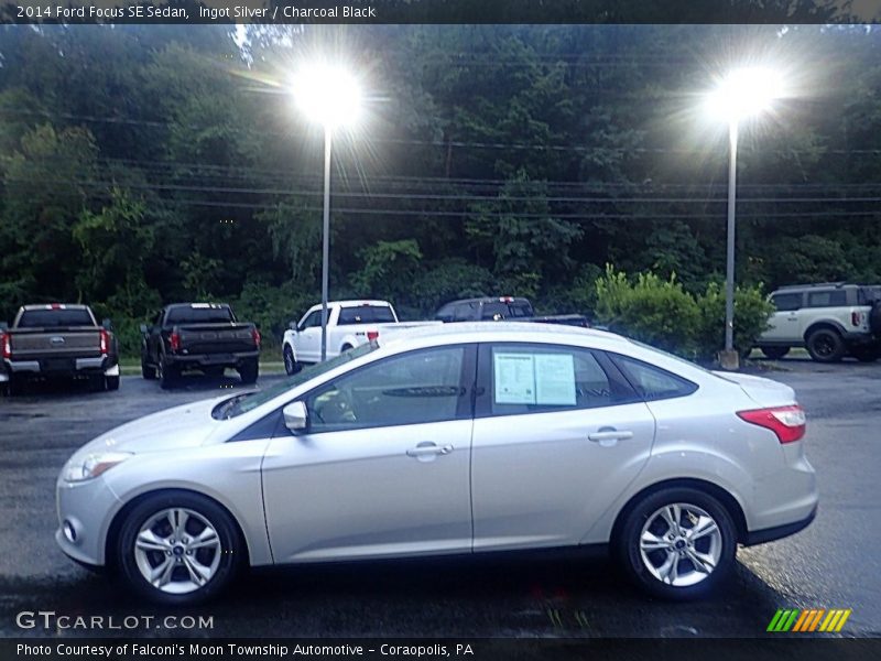 Ingot Silver / Charcoal Black 2014 Ford Focus SE Sedan