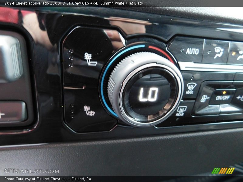 Summit White / Jet Black 2024 Chevrolet Silverado 2500HD LT Crew Cab 4x4