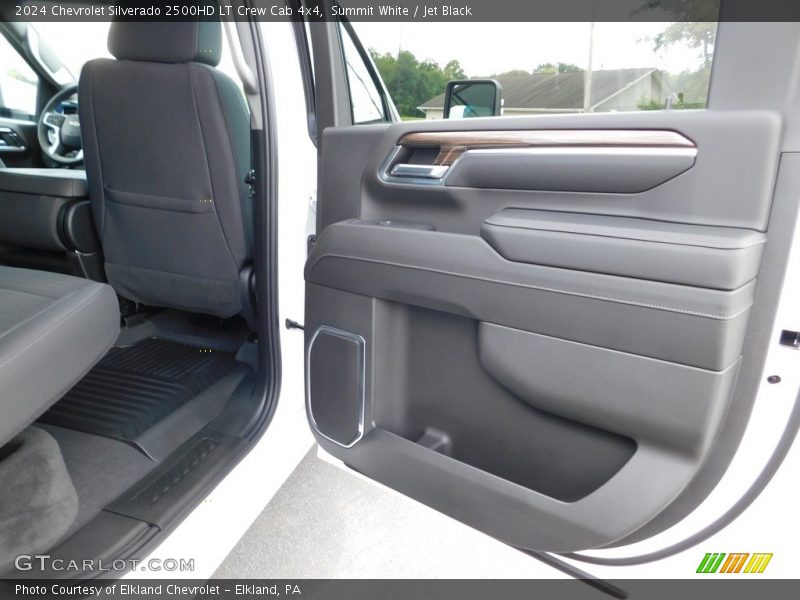 Summit White / Jet Black 2024 Chevrolet Silverado 2500HD LT Crew Cab 4x4