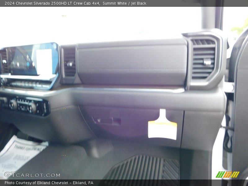 Summit White / Jet Black 2024 Chevrolet Silverado 2500HD LT Crew Cab 4x4