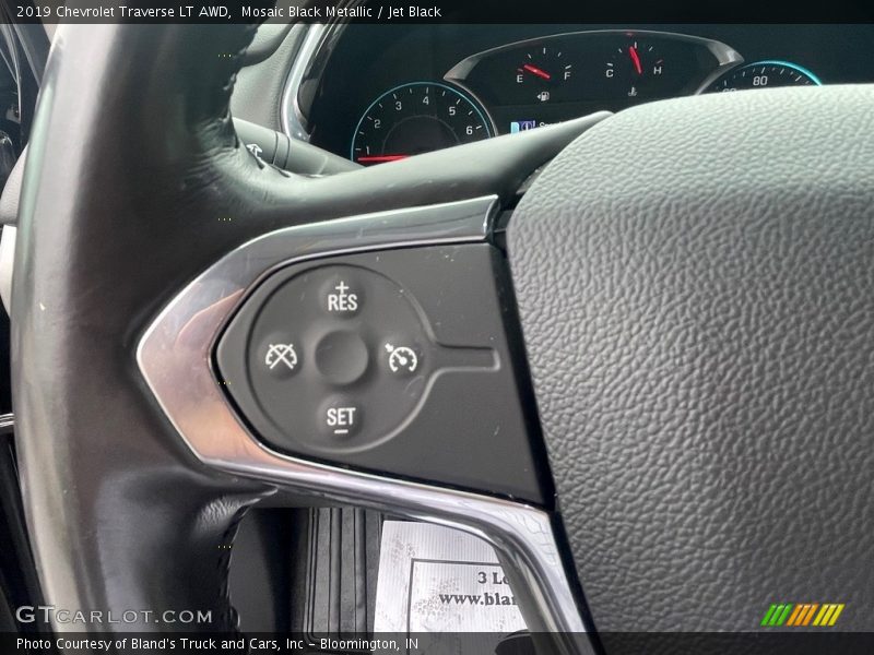 Mosaic Black Metallic / Jet Black 2019 Chevrolet Traverse LT AWD