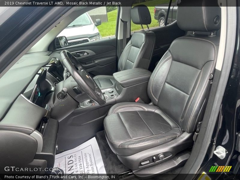 Mosaic Black Metallic / Jet Black 2019 Chevrolet Traverse LT AWD