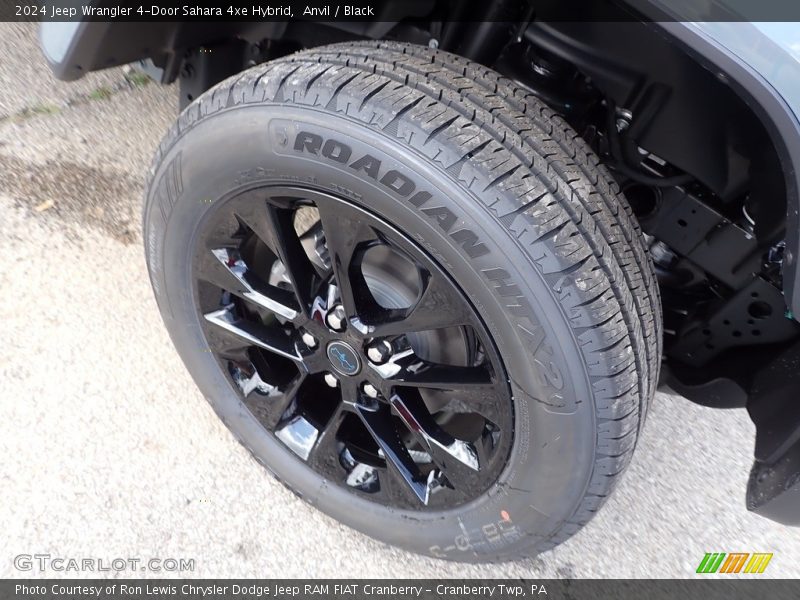  2024 Wrangler 4-Door Sahara 4xe Hybrid Wheel