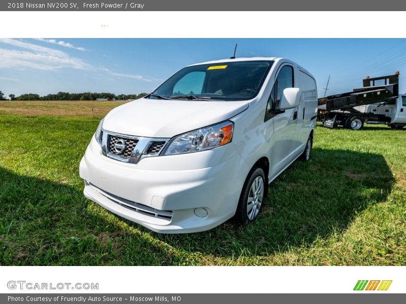 Fresh Powder / Gray 2018 Nissan NV200 SV
