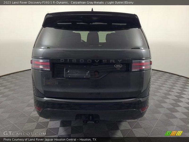 Carpathian Gray Metallic / Light Oyster/Ebony 2023 Land Rover Discovery P360 S R-Dynamic