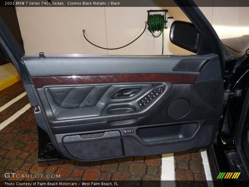 Cosmos Black Metallic / Black 2001 BMW 7 Series 740iL Sedan