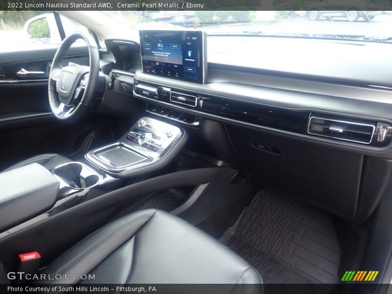 Ceramic Pearl Metallic / Ebony 2022 Lincoln Nautilus Standard AWD