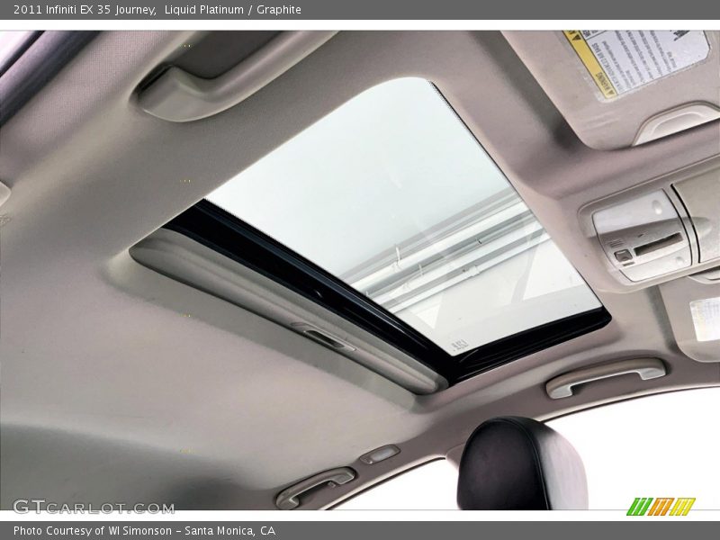 Sunroof of 2011 EX 35 Journey