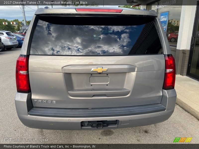 Pepperdust Metallic / Jet Black 2017 Chevrolet Tahoe LT