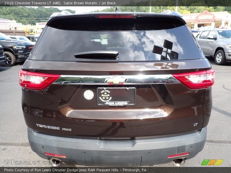 Sable Brown Metallic / Jet Black 2018 Chevrolet Traverse LT AWD