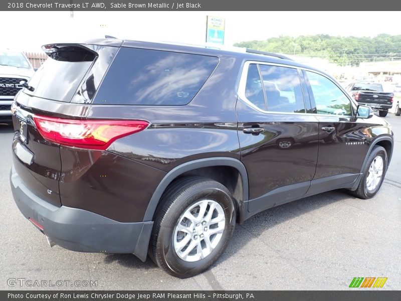 Sable Brown Metallic / Jet Black 2018 Chevrolet Traverse LT AWD