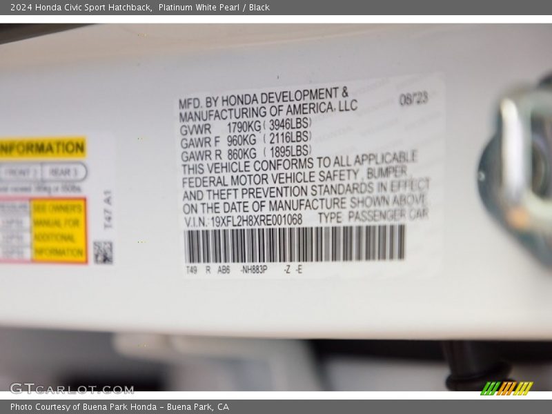 Platinum White Pearl / Black 2024 Honda Civic Sport Hatchback