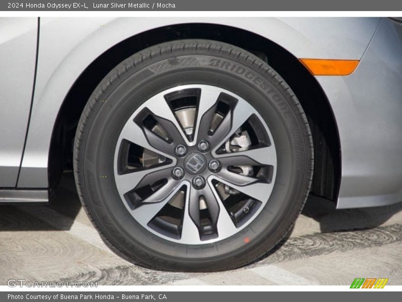 Lunar Silver Metallic / Mocha 2024 Honda Odyssey EX-L