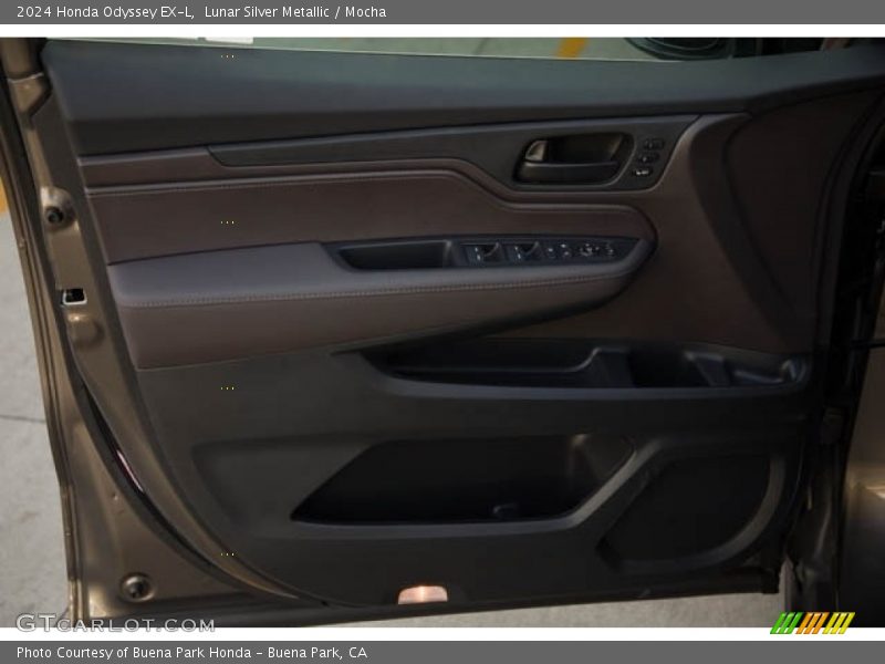 Lunar Silver Metallic / Mocha 2024 Honda Odyssey EX-L