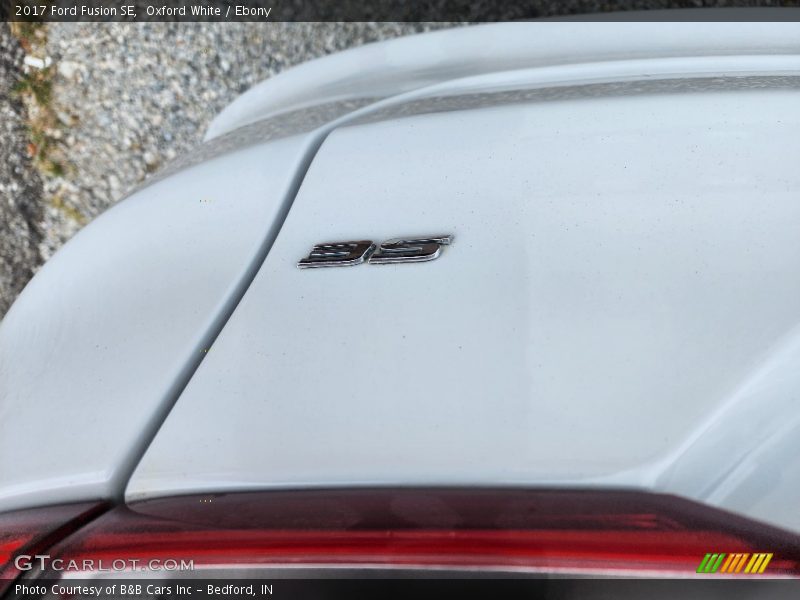 Oxford White / Ebony 2017 Ford Fusion SE