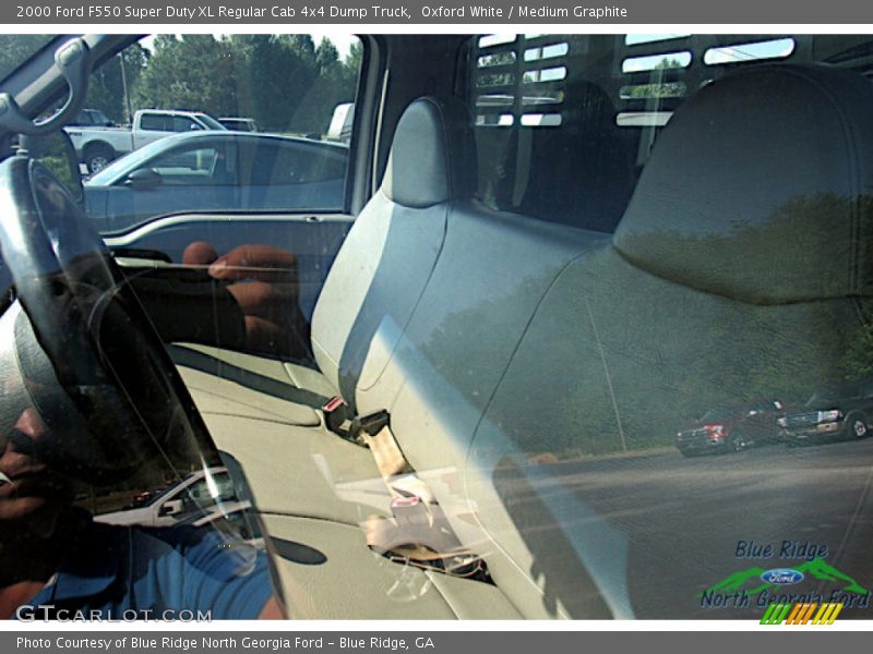 Oxford White / Medium Graphite 2000 Ford F550 Super Duty XL Regular Cab 4x4 Dump Truck