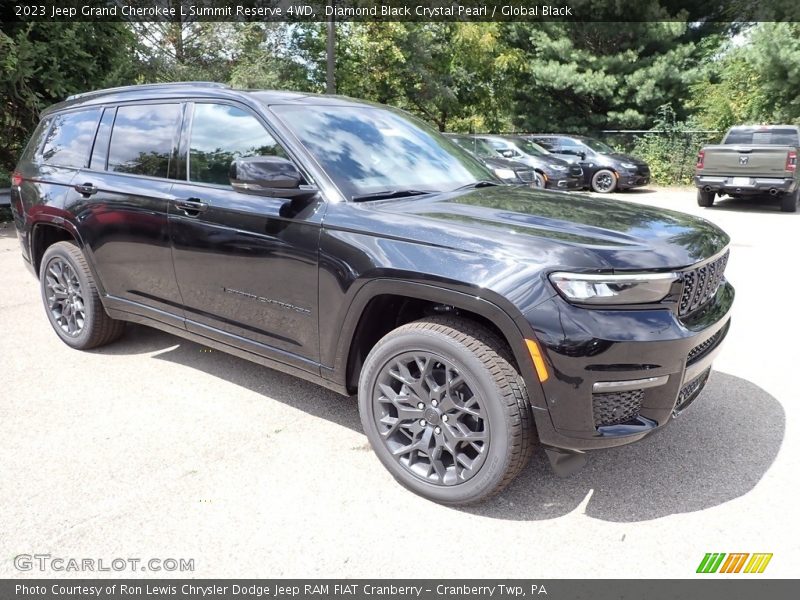 Diamond Black Crystal Pearl / Global Black 2023 Jeep Grand Cherokee L Summit Reserve 4WD