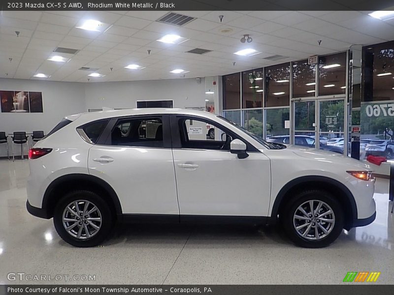 Rhodium White Metallic / Black 2023 Mazda CX-5 S AWD