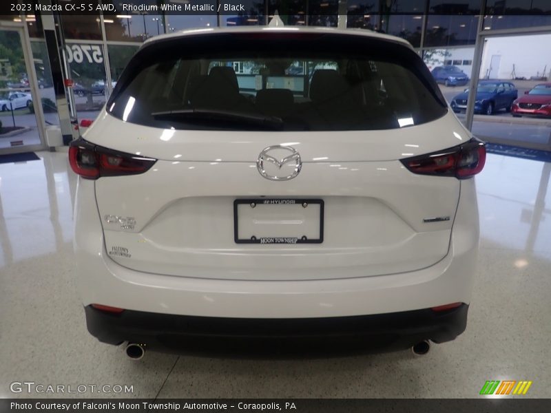 Rhodium White Metallic / Black 2023 Mazda CX-5 S AWD