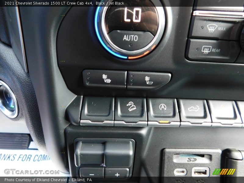 Controls of 2021 Silverado 1500 LT Crew Cab 4x4