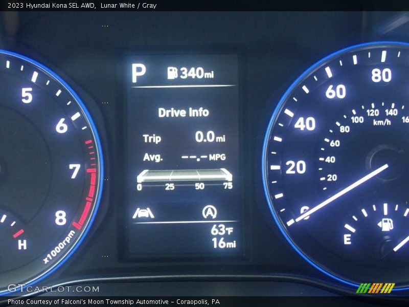 Lunar White / Gray 2023 Hyundai Kona SEL AWD