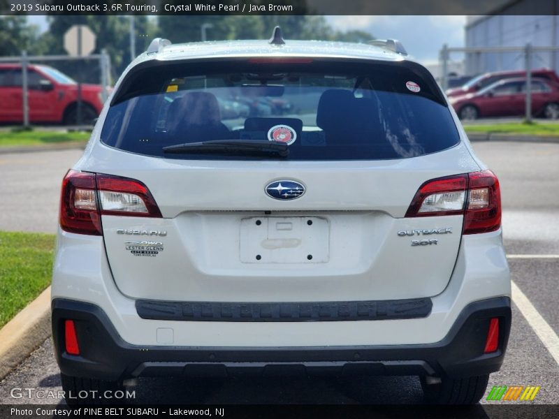 Crystal White Pearl / Java Brown 2019 Subaru Outback 3.6R Touring