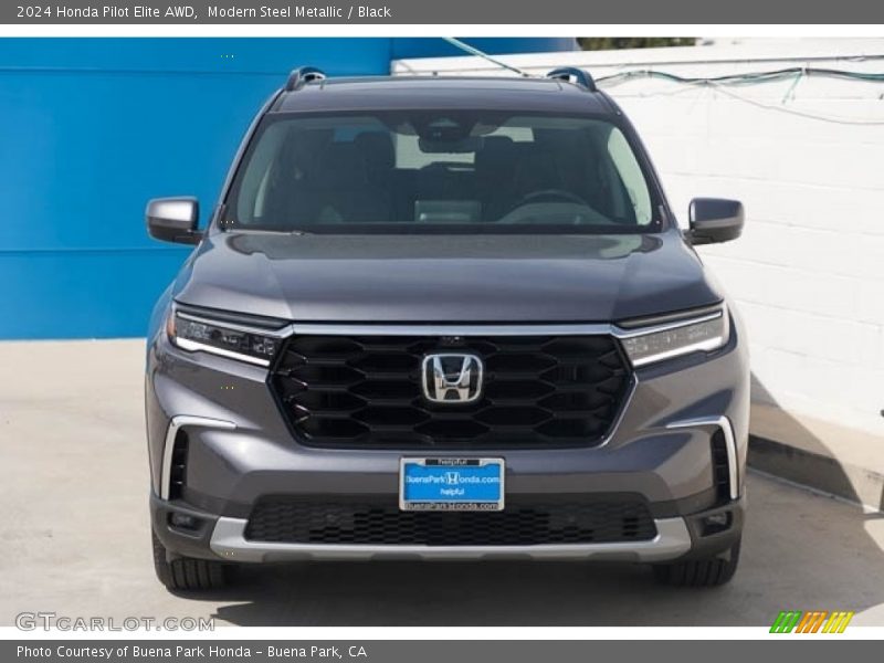 Modern Steel Metallic / Black 2024 Honda Pilot Elite AWD