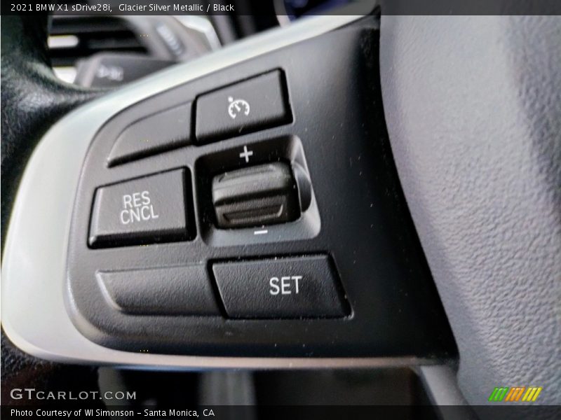 Glacier Silver Metallic / Black 2021 BMW X1 sDrive28i