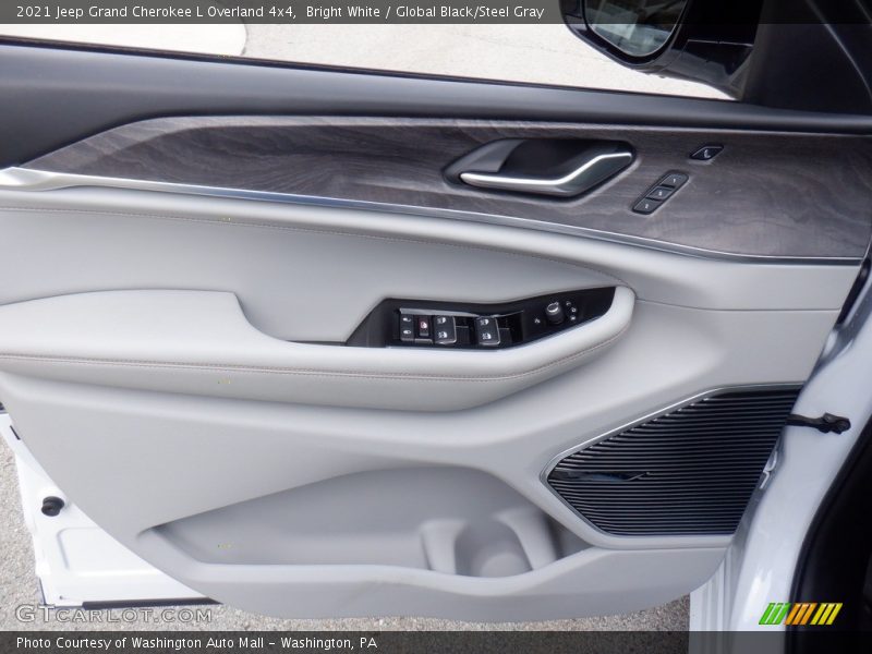 Door Panel of 2021 Grand Cherokee L Overland 4x4