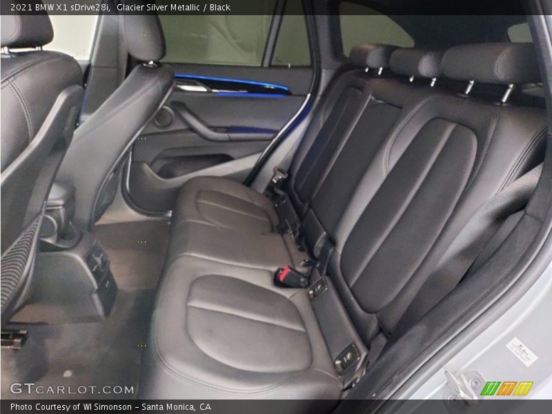 Glacier Silver Metallic / Black 2021 BMW X1 sDrive28i