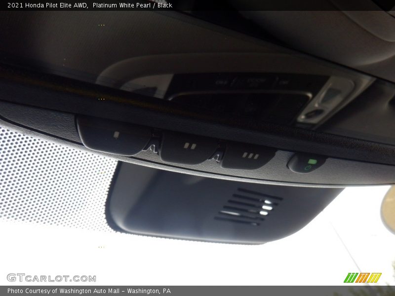 Platinum White Pearl / Black 2021 Honda Pilot Elite AWD