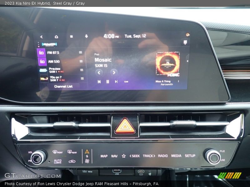 Steel Gray / Gray 2023 Kia Niro EX Hybrid