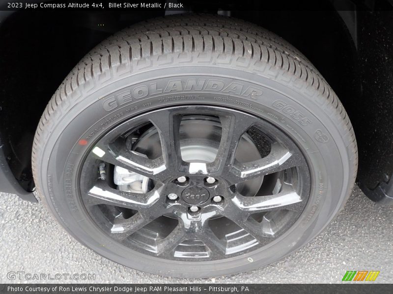 Billet Silver Metallic / Black 2023 Jeep Compass Altitude 4x4