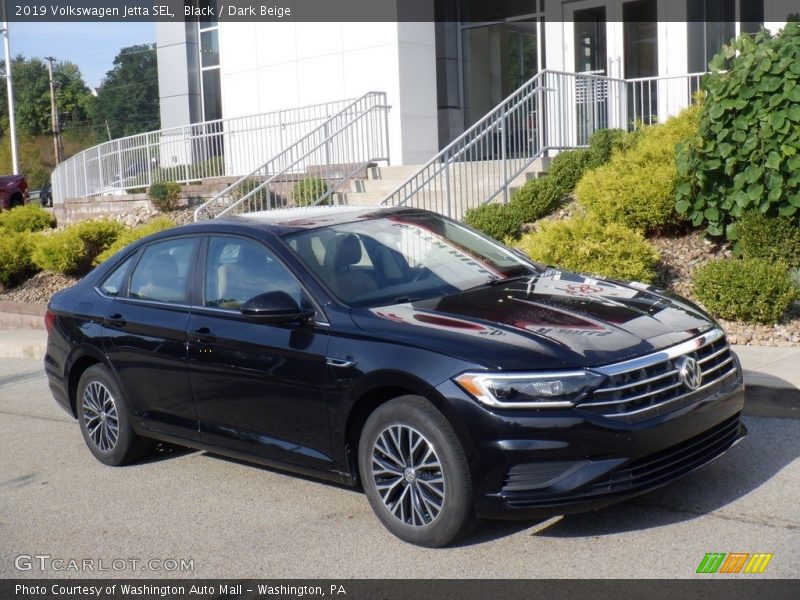 Front 3/4 View of 2019 Jetta SEL