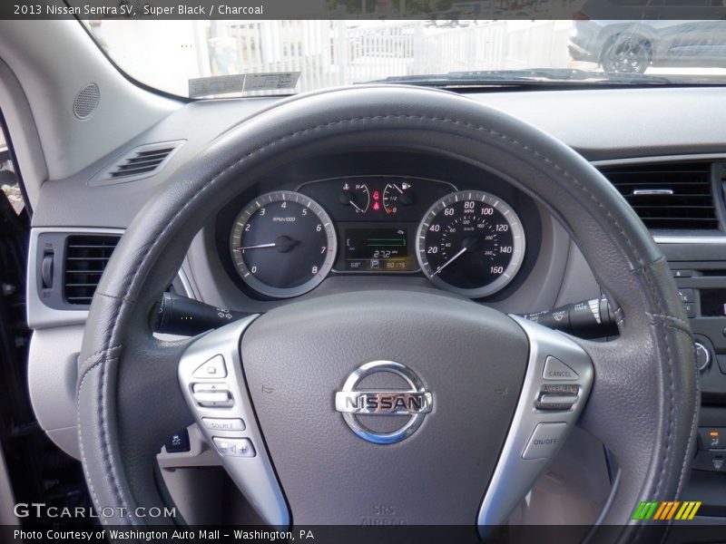 Super Black / Charcoal 2013 Nissan Sentra SV
