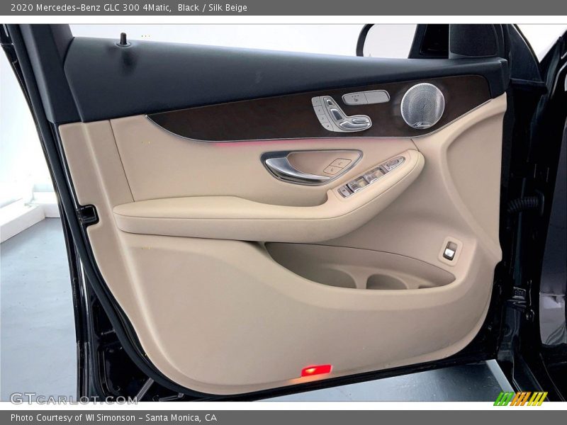 Door Panel of 2020 GLC 300 4Matic