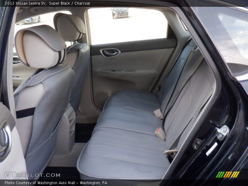 Super Black / Charcoal 2013 Nissan Sentra SV