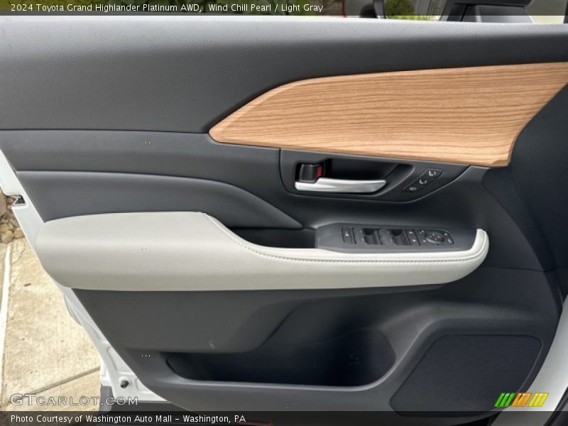 Door Panel of 2024 Grand Highlander Platinum AWD
